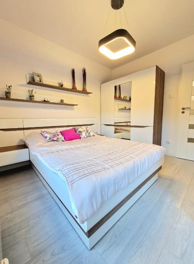 Nadmorskie Tarasy Apartament&Spa Kolobrzeg Exterior photo